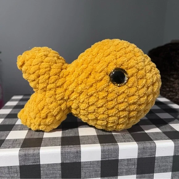 Crochet Amigurumi Goldfish Handmade by Petunias Plushie Patch, New - Picture 3 of 8